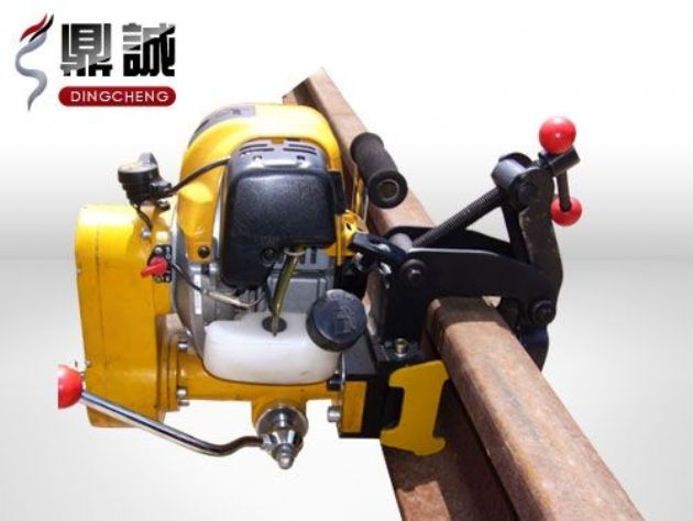 點(diǎn)擊查看詳細信息<br>標題：內燃鋼軌鉆孔機 閱讀次數：4203