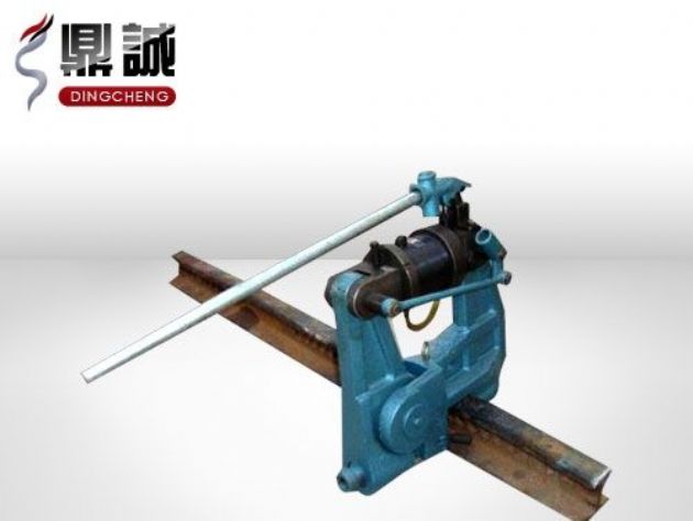 點擊查看詳細信息<br>標題：液壓鋼軌擠孔機 閱讀次數(shù)：4204