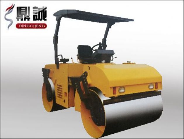 點(diǎn)擊查看詳細(xì)信息<br>標(biāo)題：6噸雙鋼輪振動(dòng)壓路機(jī) 閱讀次數(shù)：12493